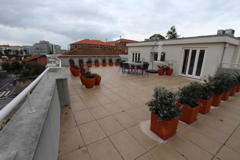 Opo.Apt - Art Deco Apartments In Oporto'S Center Εξωτερικό φωτογραφία